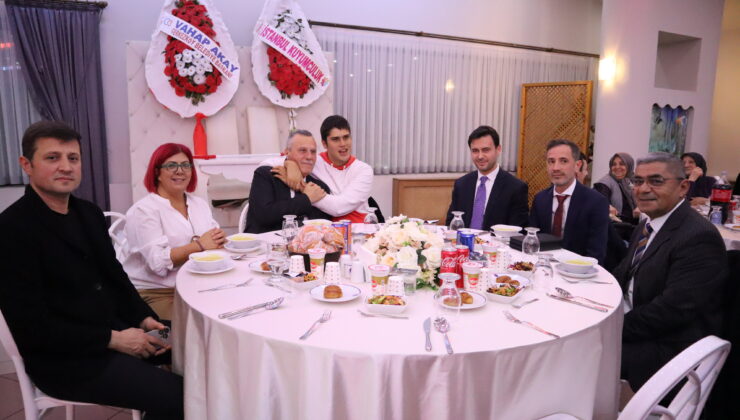 ÖZEL İNSANLAR VE AİLELERİ’NE ÖZEL GÜNDE ÖZEL AĞIRLAMA