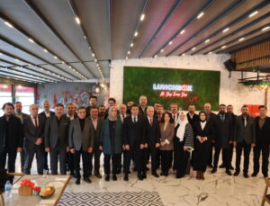 ANAHTAR PARTİ’DEN ÇERKEZKÖY’DE GÖVDE GÖSTERİSİ