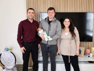 BAŞKAN AKAY’DAN HOŞ GELDİN BEBEK ZİYARETİ