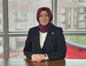NİLGÜN YAMAN İSTİFA ETTİ