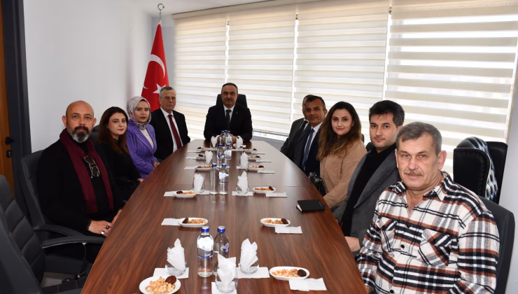 VALİ SOYTÜRK, KENT KONSEYİ YÖNETİMİYLE BİR ARAYA GELDİ