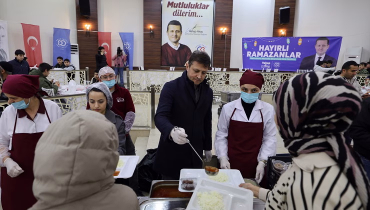 MAHALLE İFTARLARI VELİKÖY’LE BAŞLADI