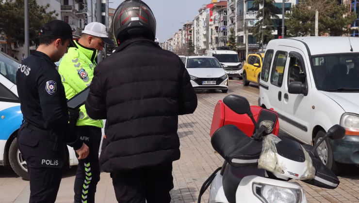 TRAFİK EKİPLERİ ÇERKEZKÖY’Ü ABLUKA ALTINA ALDI, 3 AYRI NOKTADA SIKI DENETİM
