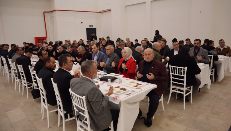 ORUÇLARINI HEP BİRLİKTE AÇTILAR