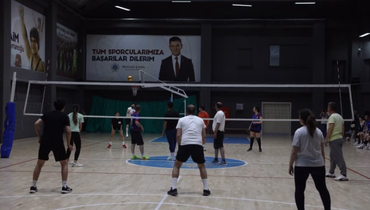 VOLEYBOL TURNUVASI BAŞLADI