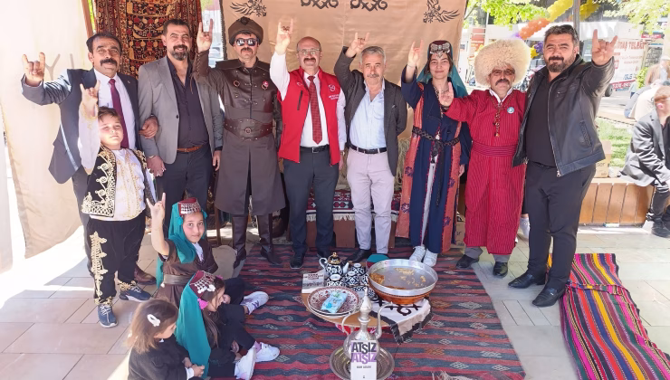 MHP’DEN MİLLİYETÇİLER GÜNÜ’NE ÖZEL ÇADIR