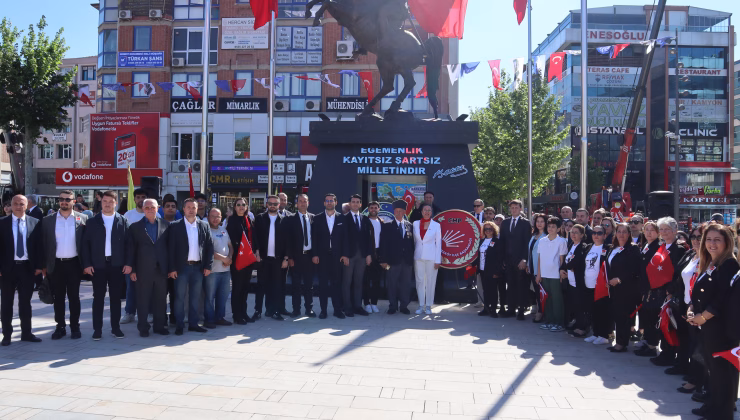 DÖNMEZ: “GAZİ MUSTAFA KEMAL ATATÜRK’ÜMÜZÜN İLKE VE DEVRİMLERİNİN BEKÇİSİYİZ”
