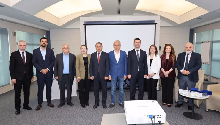 ÇOSB’DE YENİLİKÇİ ENERJİ VE HİDROJEN TEKNOLOJİLERİ PANELİ DÜZENLENDİ