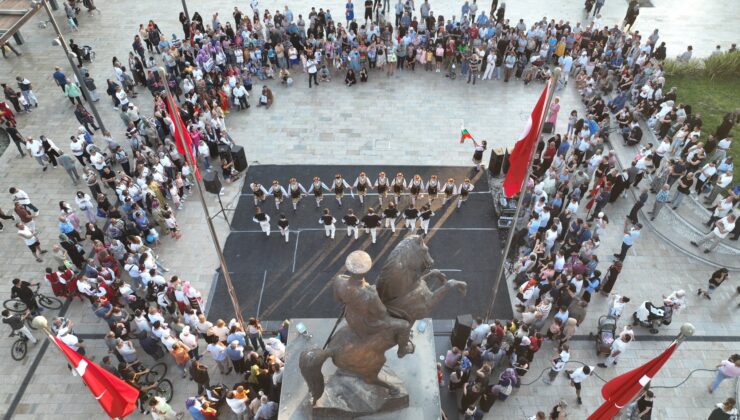 FOLKLORUN KALBİ ÇERKEZKÖY’DE ATTI