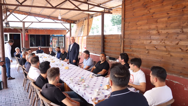 ANAHTAR PARTİ, ERZURUMLULAR DERNEĞİ’NDE KAHVALTI PROGRAMI DÜZENLEDİ