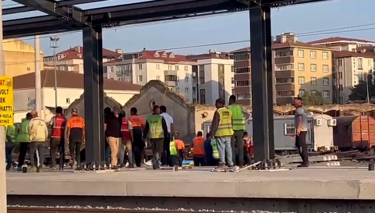 TREN İNŞAATINDA ÇALIŞAN İŞÇİ YÜKSEK GERİLİME KAPILDI