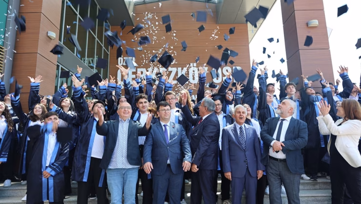 ÖZEL ÇOSB MESLEKİ VE TEKNİK ANADOLU LİSESİ’NDE MEZUNİYET COŞKUSU