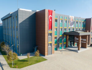 ÖN KAYIT BAŞVURULARI DEVAM EDİYOR