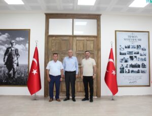 ZÜMBÜL VE AS’TAN KAYMAKAM GÜNLÜ’YE ZİYARET