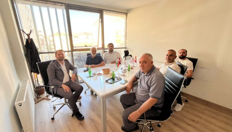 AK PARTİ İLÇE BAŞKANI DURSUN TEKİN’DEN VEFA ZİYARETİ