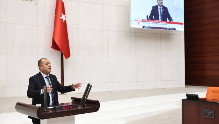 AYGUN: “SARI GELİNE KARA DARBE”