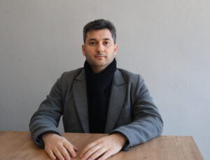 “ZAMANI GELEN BİNA YIKILMALI”