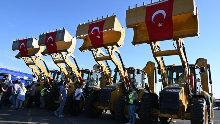 TEKİRDAĞ’IN HİZMET FİLOSU 49 YENİ ARAÇLA GÜÇLENDİ