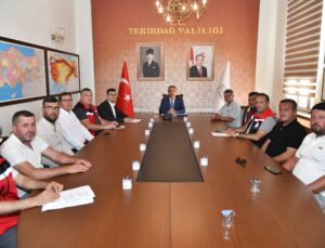 TEKİRDAĞ VALİSİ, YANGINDAN ETKİLENEN ÜRETİCİLERLE BULUŞTU