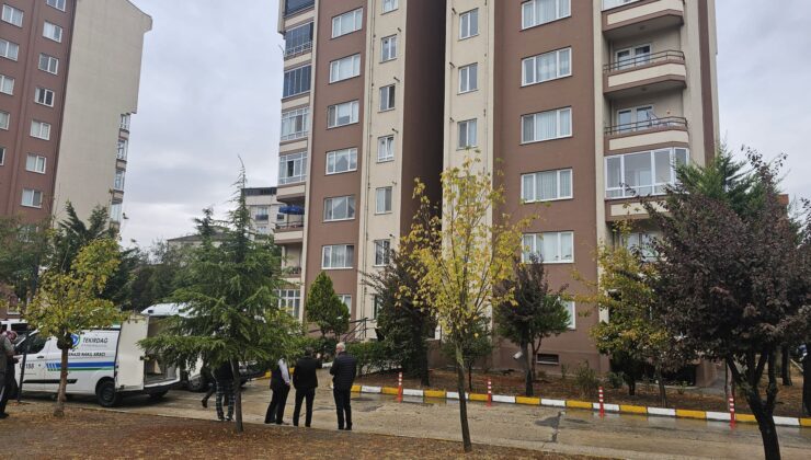 KAPAKLI’DA ACI OLAY, YANGIN MERDİVENİNDE CANSIZ BULUNDU