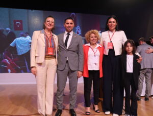 SEDAT ÇOLAK, CHP İLÇE BAŞKANLIĞI’NA SEÇİLDİ