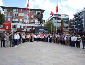 “BURADAYIZ, ALANLARDAYIZ, MEYDANLARDAYIZ”