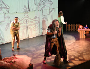 TEKİRDAĞ ŞEHİR TİYATROLARI YENİ SEZONU AÇTI