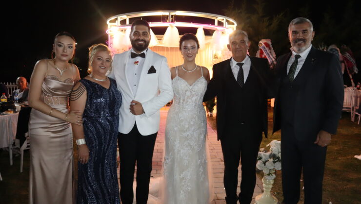 “ELİF BUSE İLE SİNAN BİR ÖMÜR MUTLULUĞA ‘EVET’ DEDİ”
