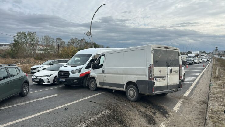 ÇERKEZKÖY-ÇORLU YOLUNDA ZİNCİRLEME KAZA