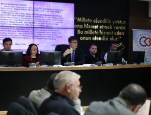 AKAY: “ORTADA BİR SORUN VAR”