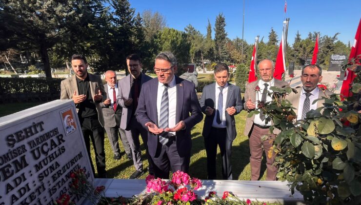 CUMHURİYET BAYRAMI’NDA ŞEHİT ERDEM UÇAR DUALARLA ANILDI