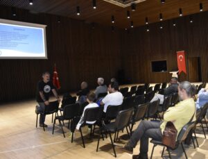 FOTOĞRAF SANATÇISI GÖKHAN YOLCU’DAN “MOBİL FOTOĞRAFÇILIK ATÖLYESİ”