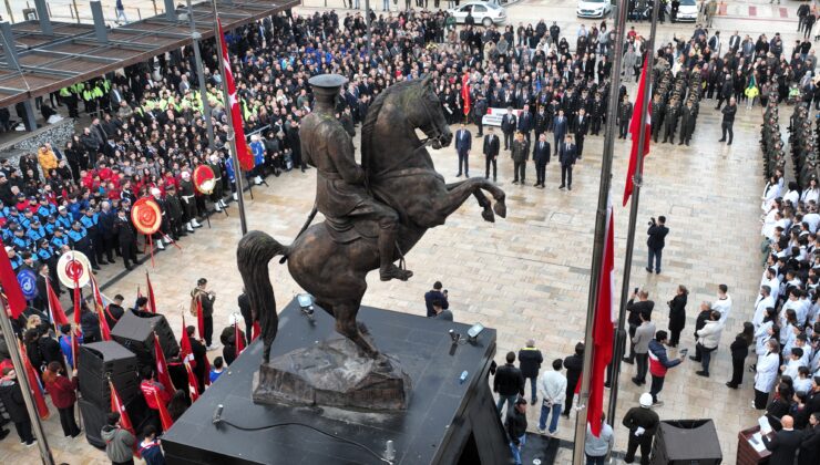 EBEDİ BAŞKOMUTAN ATATÜRK, ÇERKEZKÖY’DE SAYGIYLA ANILDI