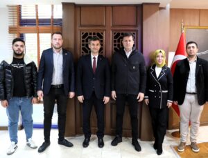 KIZILAY’DAN BAŞKAN AKAY’A ZİYARET