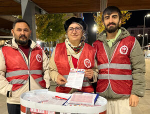 TİP ÇERKEZKÖY’DEN ÜCRETSİZ OKUL YEMEĞİ İÇİN İMZA KAMPANYASI