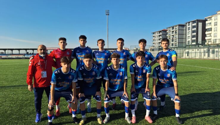 U-19 SON DAKİKADA YIKILDI, U-14 FARKLI KAZANDI