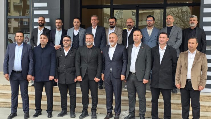 ÇERKEZKÖY’DE VANLILAR BİRLİK VE BERABERLİK KAHVALTISINDA BULUŞTU