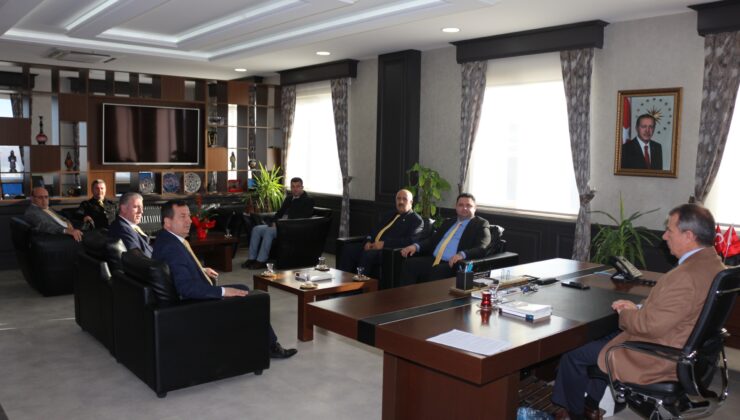 YILMAZ ARAT’TAN KAPAKLI’DA KURUM ZİYARETLERİ