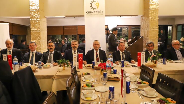 ÇTSO YIL SONU YEMEĞİNDE PROTOKOL VE İŞ DÜNYASI BULUŞTU