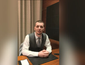 BAHAR’DAN BAYRAK SALDIRISINA SERT TEPKİ