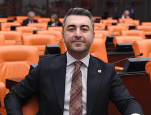 CHP’Lİ AVŞAR; “YENİLEBİLİR ENERJİYE; EVET, DOĞAYI TALANA; HAYIR”