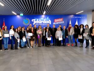 ALMANCA KURSUNUN İLK MEZUNLARI SERTİFİKALARINA KAVUŞTU