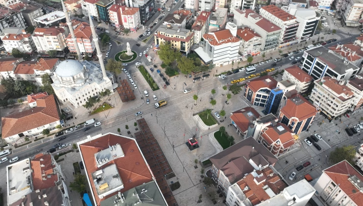 ZİRVEDE VANLILAR VAR