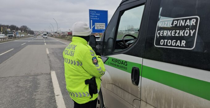 ÇERKEZKÖY’DE MİNİBÜSLERE DENETİM