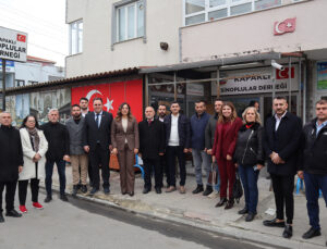YÜCEER’DEN SİNOPLULAR DERNEĞİ’NE HAYIRLI OLSUN ZİYARETİ