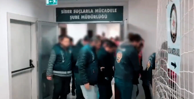 17 ŞÜPHELİYE OPERASYON: 9’U TUTUKLANDI