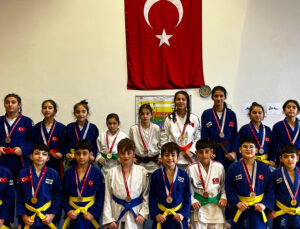 ÇERKEZKÖY’ÜN JUDOCULARI TURNUVAYA DAMGA VURDU