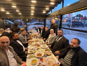 RAFET ÖZTÜRK’TEN BİRLİK, BERABERLİK İFTARI