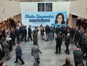 BÜYÜKŞEHİR BELEDİYESİ BAYRAMLAŞTI