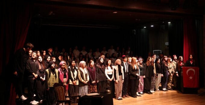 İSTİKLAL MARŞI KABULÜNÜN 105’İNCİ YILI KUTLANDI